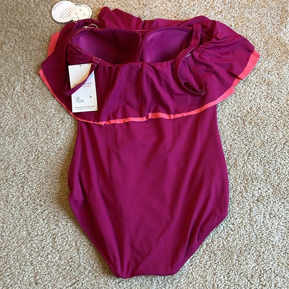 Contour coco reef agate ruffled  bandeau swim suit one piece bra size fuschia - Picture 5 of 10